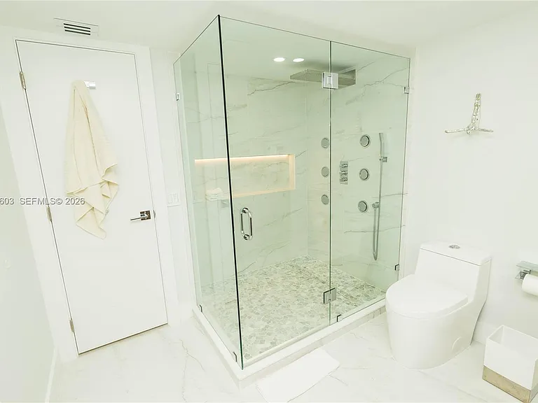 936 Intracoastal Dr #19H — Photo 17