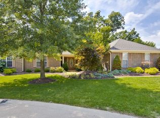 15904 Shady Forest Ct, Ballwin, MO 63021