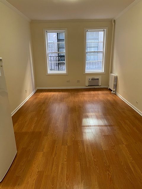 1st image of 347 E 61st St APT 2RE