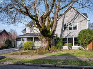 5725 SE Yamhill St, Portland, OR 97215