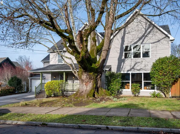 5725 SE Yamhill St, Portland, OR 97215