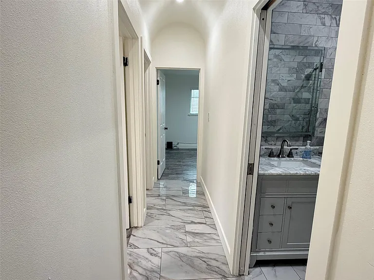 1427 Kappa St — Photo 15