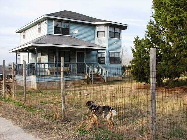 1st image of 101 Phillip Ln