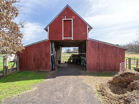 3rd image of 12800 James Fork Rd