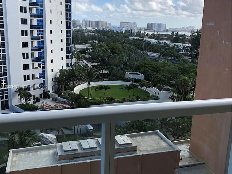 19201 Collins Ave #806 — Photo 21