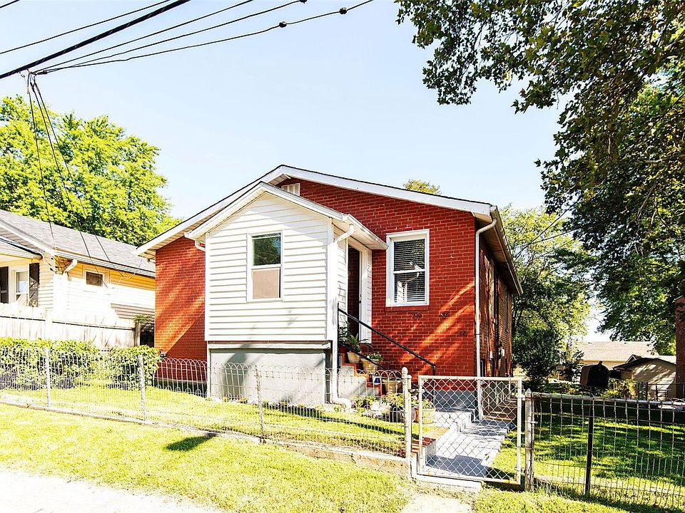 1st image of 219 E Holden Ave