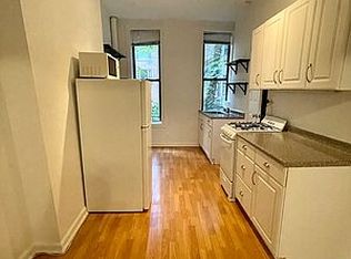 232 E 77th St APT 3B, New York, NY 10075