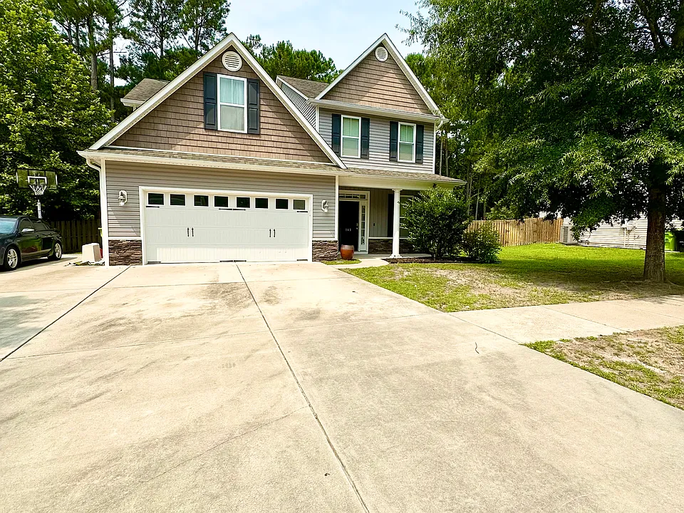 149 Cornel Ln