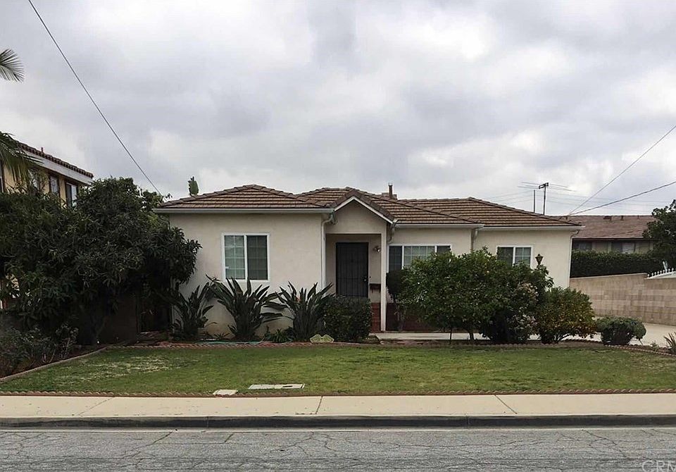 1st image of 5325 Zadell Dr