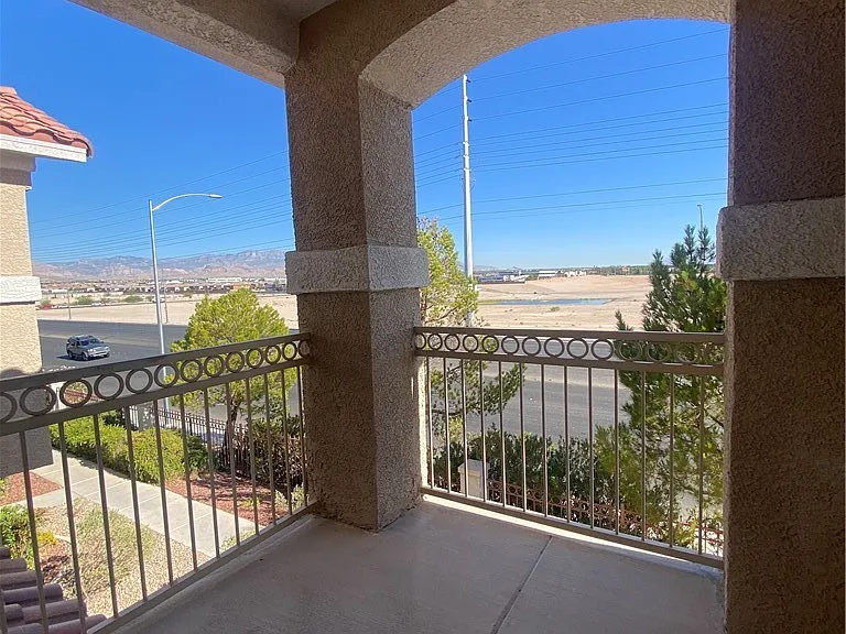 8555 W Russell Rd #2106 — Photo 15