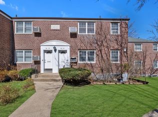 60-22 251st Street #2-504, Little Neck, NY 11362