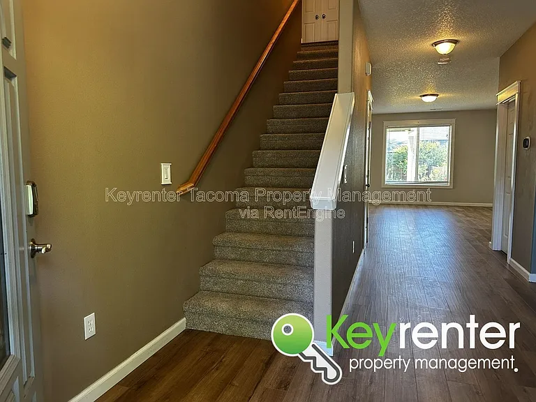 809 SE 9th Cir — Photo 7