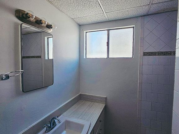 5th image of 13902 La Pat Pl APT 11