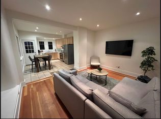 3279 Fromme Rd, North Vancouver, BC V7K2E1