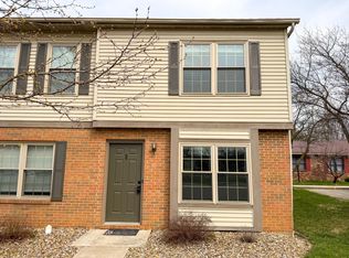 635 Pebble Place Dr APT C, Delaware, OH 43015