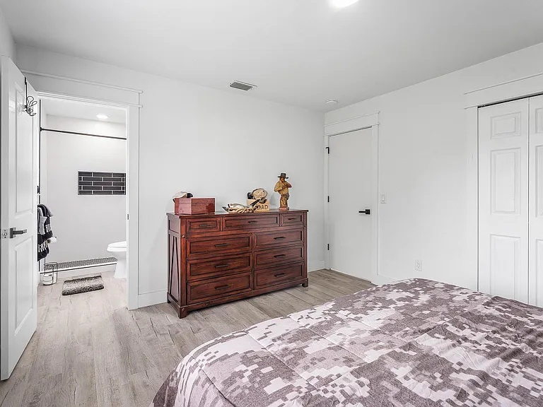 2937 SE Ironton Ave — Photo 14