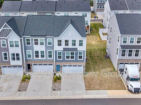5th image of 4013 Singerville Ct
