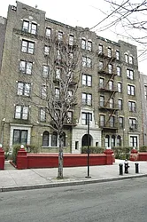 Rented by Urban Ambiance