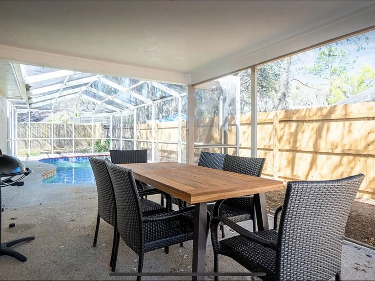 4117 Moreland Dr — Photo 4