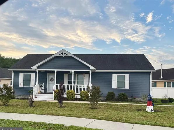 628 Washington Ave, Ellendale, DE 19941