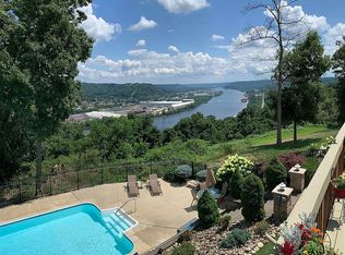 1063 Sweet Brier Dr, Aliquippa, PA 15001