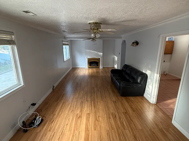 10832 S Fruitwood Ct — Photo 6