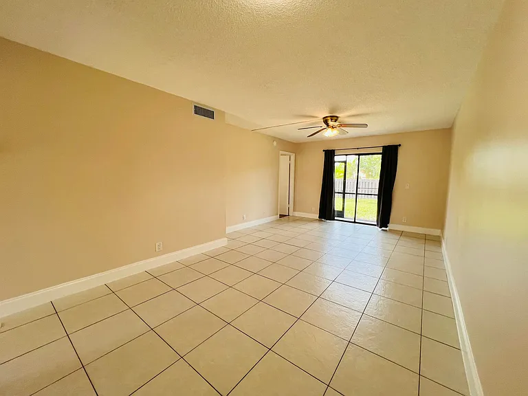 21890 Lake Forest Cir #101 — Photo 12