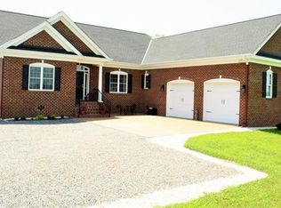 449 Waterville Cv, West Point, VA 23181