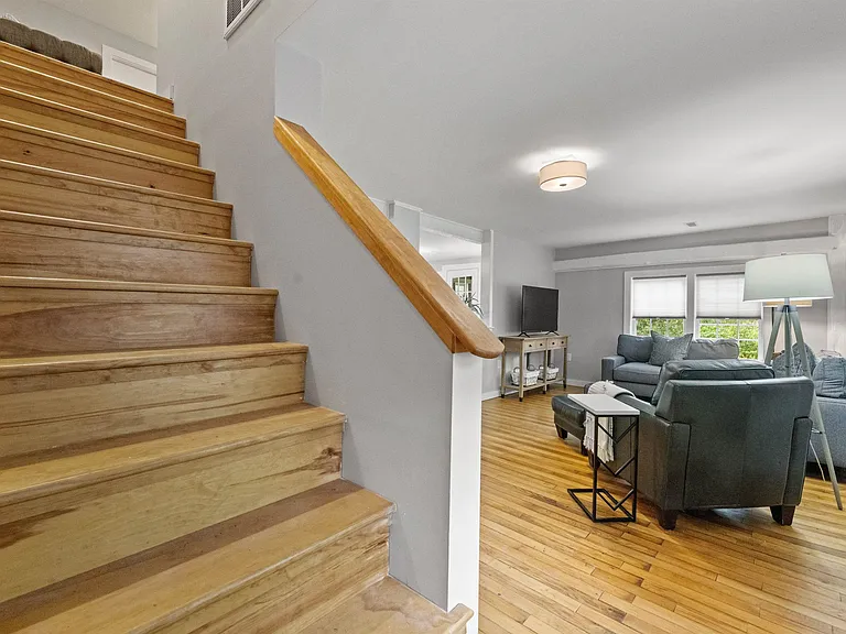 31 Water St #1 — Photo 35