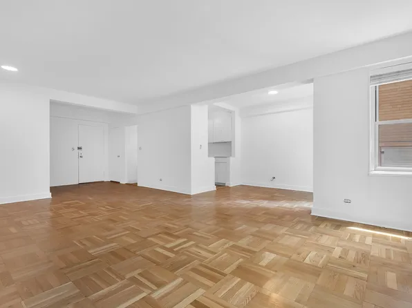 11 Fifth Avenue image 6 of 18