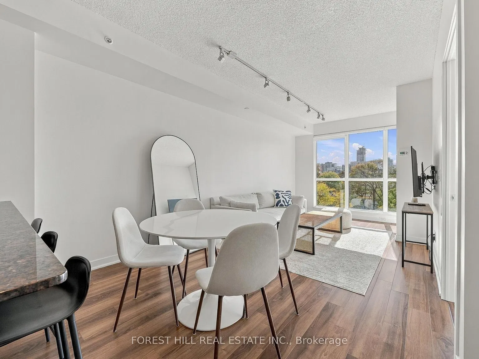 1 bed, $2,750 — Photo 2