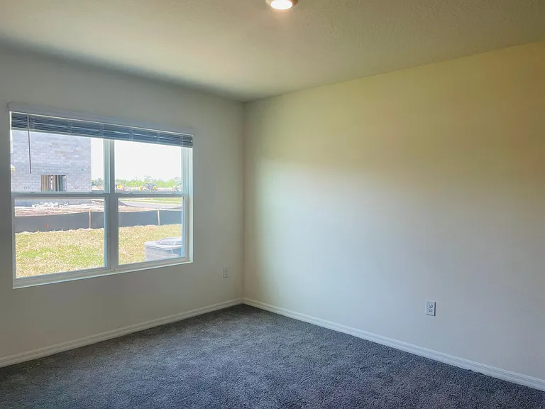 5503 Hollingworth Trl — Photo 8