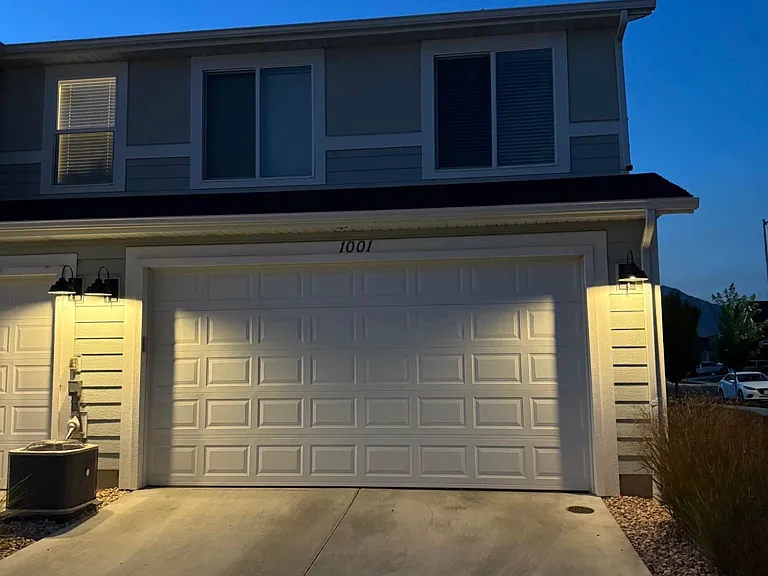 S 730 W — Photo 22