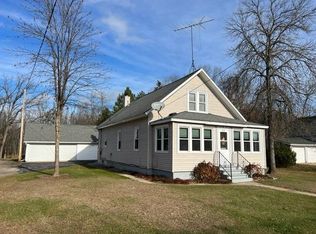 214 E Brook St, Suring, WI 54174