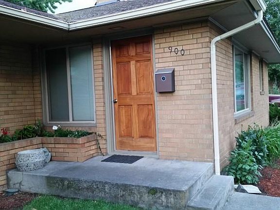 2nd image of 900 E 12th St