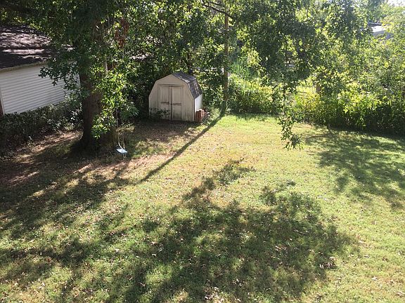 Backyard pic off deck