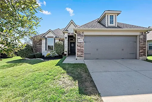 4104 Bridgewood Ct Photo 1