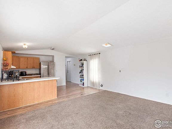 2nd image of 420 E 57th St #106