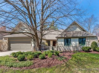 320 Oakwood Ct, Wheaton, IL 60189