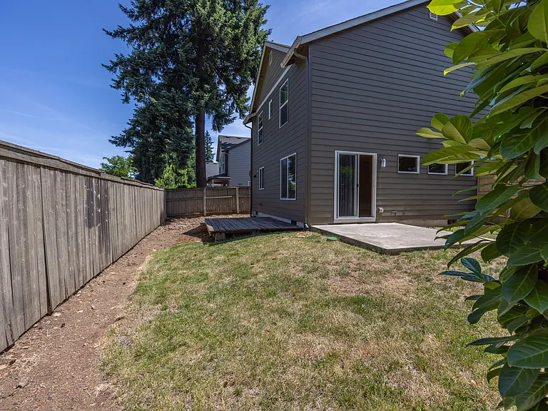 13310 NE 51st St — Photo 2