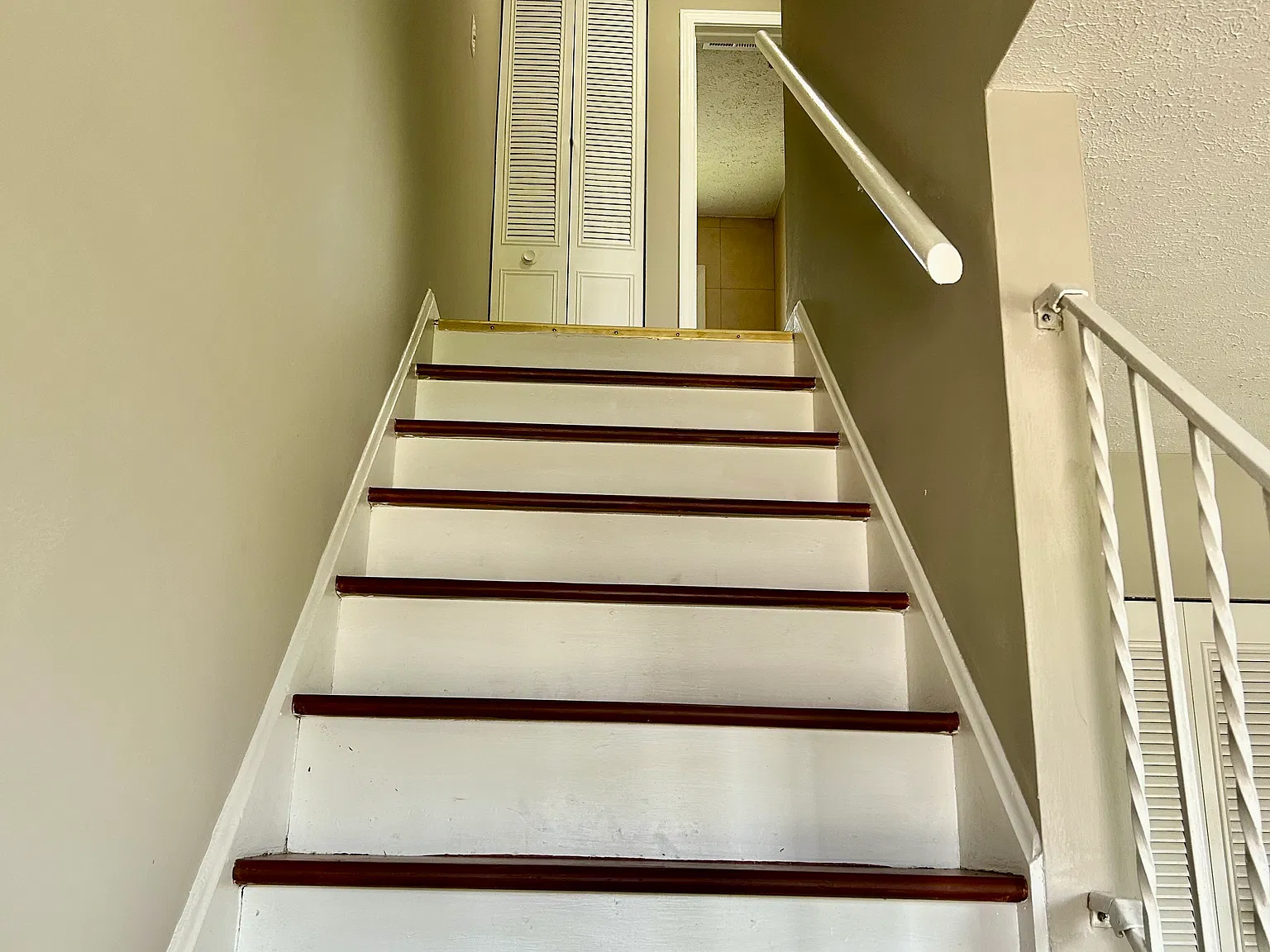 2 bed, 1.5 bath, 1100 sqft, $1,150 — Photo 4