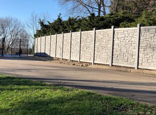 113 Dement Rd, Triadelphia, WV 26059