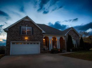 126 W Observatory Dr, Clarksville, TN 37040