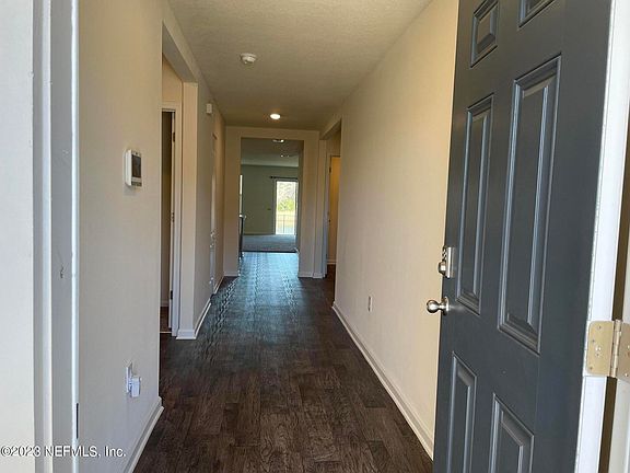 2nd image of 2219 Willow Springs Dr