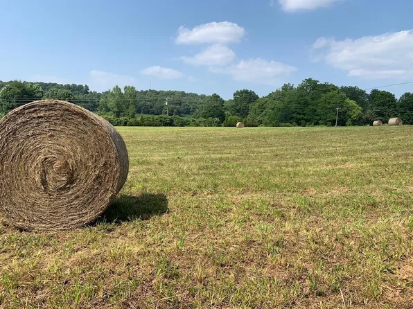 7925 W Ratliff Rd, Bloomington, IN 47404