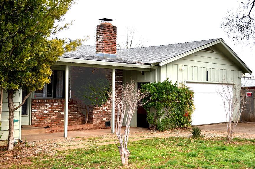 1st image of 582 Loma Vista Dr