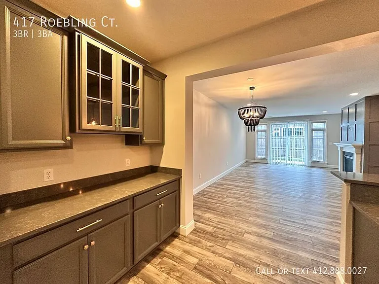 417 Roebling Ct — Photo 10