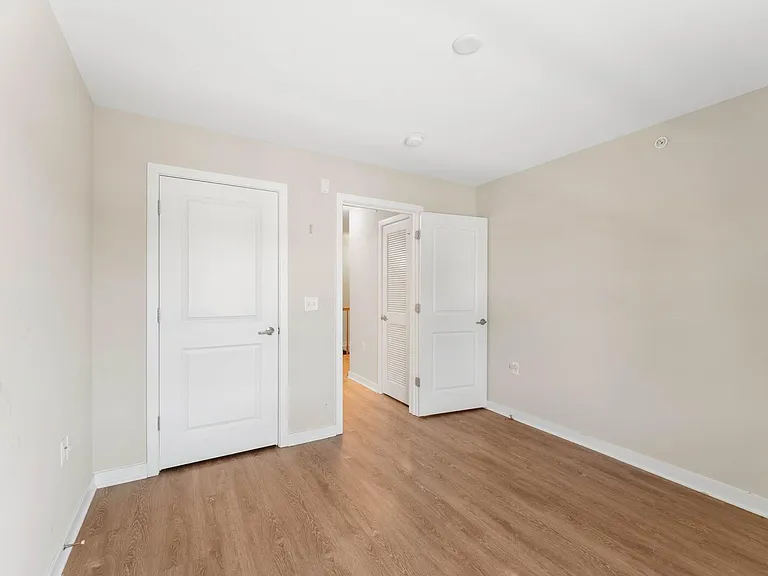 87 Main St #19 — Photo 7