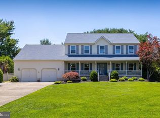 2 Mansoor Ct, Sewell, NJ 08080