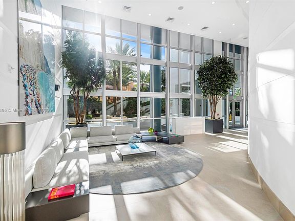 3rd image of 5959 Collins Ave #Penthouse 2005
